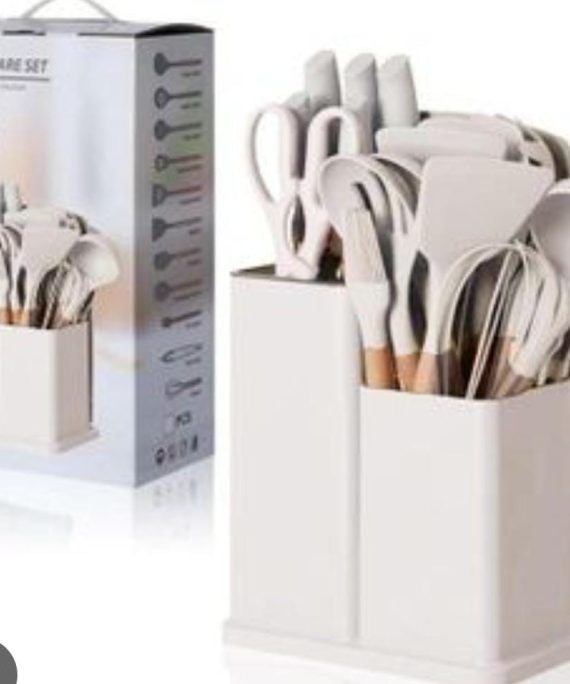 19 Pieces Kitchen Utensils And Knife Set by Teedee Haven Essentials